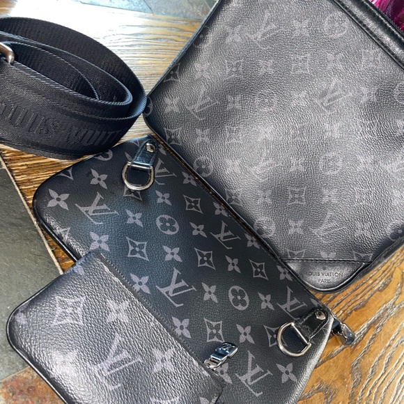 Trio Messenger Bag (black/grey) (used) (one minor scuff in picture) - Picture 3 of 9